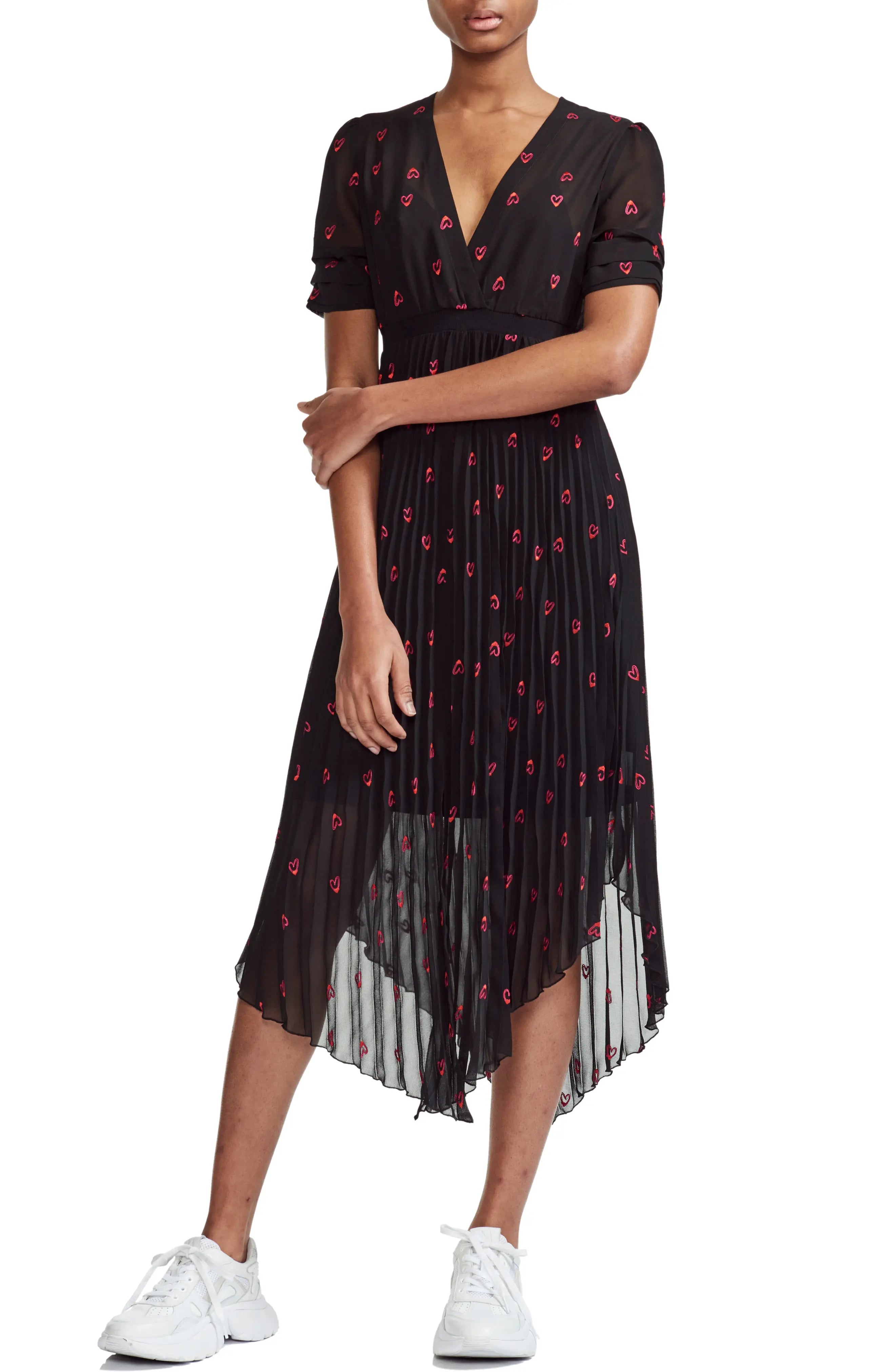 MAJE・Short Sleeves Black Dress With Heart Design