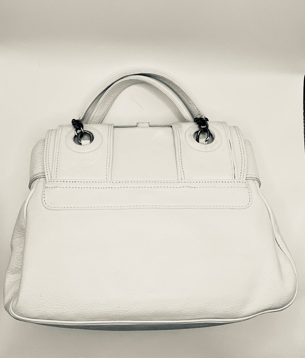 FENDI ∙ Cuoio B Bag White
